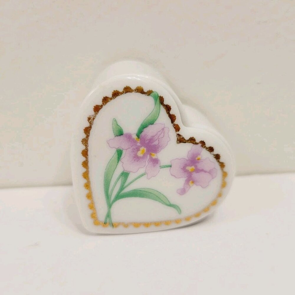Vtg Ceramic Heart Shaped Gold Border Irises Mini Trinket Box Roman Inc Pin
